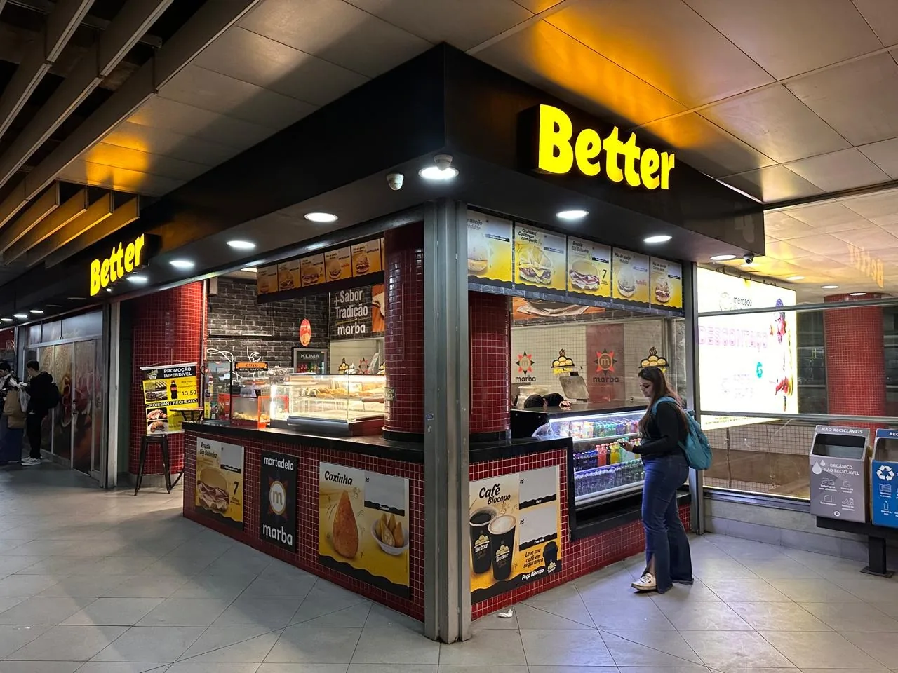 Better — quiosque compacto em operação