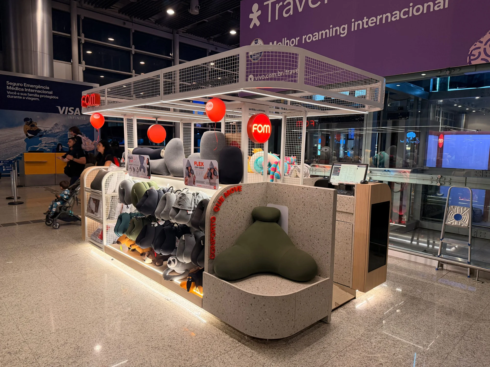 FOM — Terminal Internacional T3: vista em perspectiva do quiosque fom